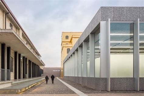 fondazione prada bisogna prenotare|prada foundation oma.